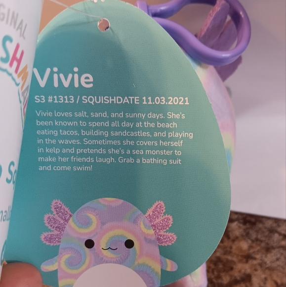 Squishmellow Keychain Vivie soft - Picture 4 of 4